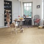 Quick Step Impressive Patterns Chevron Oak Medium